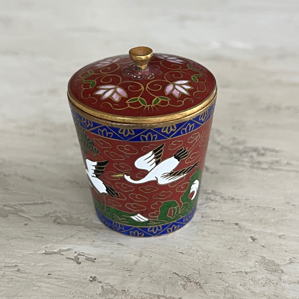 Vintage Chinese Cloisonné Miniature Box with Lid